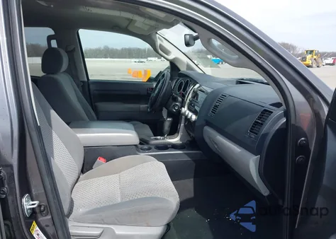 2013 Toyota Tundra Grade 4.6L V8 from USA, damaged, VIN 5TFRM5F15DX059535